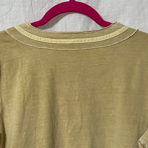 Woolrich Women's Medium Henley Top Long Sleeve buttery yellow color - Picture 4 of 5